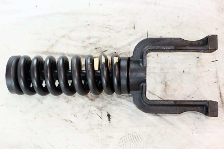 Case CX160B Recoil Spring | Part Number:KLA10040RSA