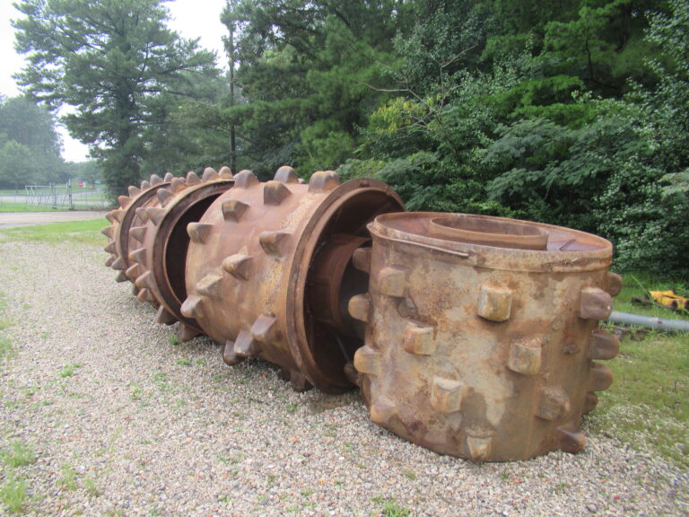 836G Compactor Wheels Front view