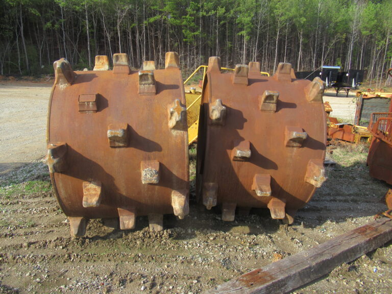 826K Compactor Wheel
